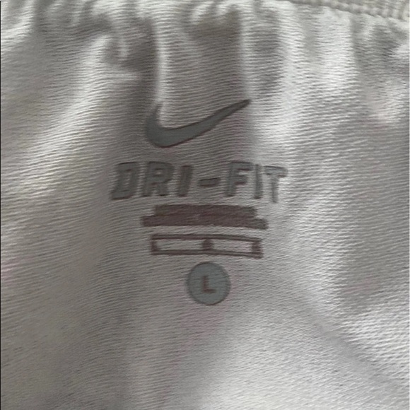 Nike Dri-FIT Shorts - Picture 6 of 6